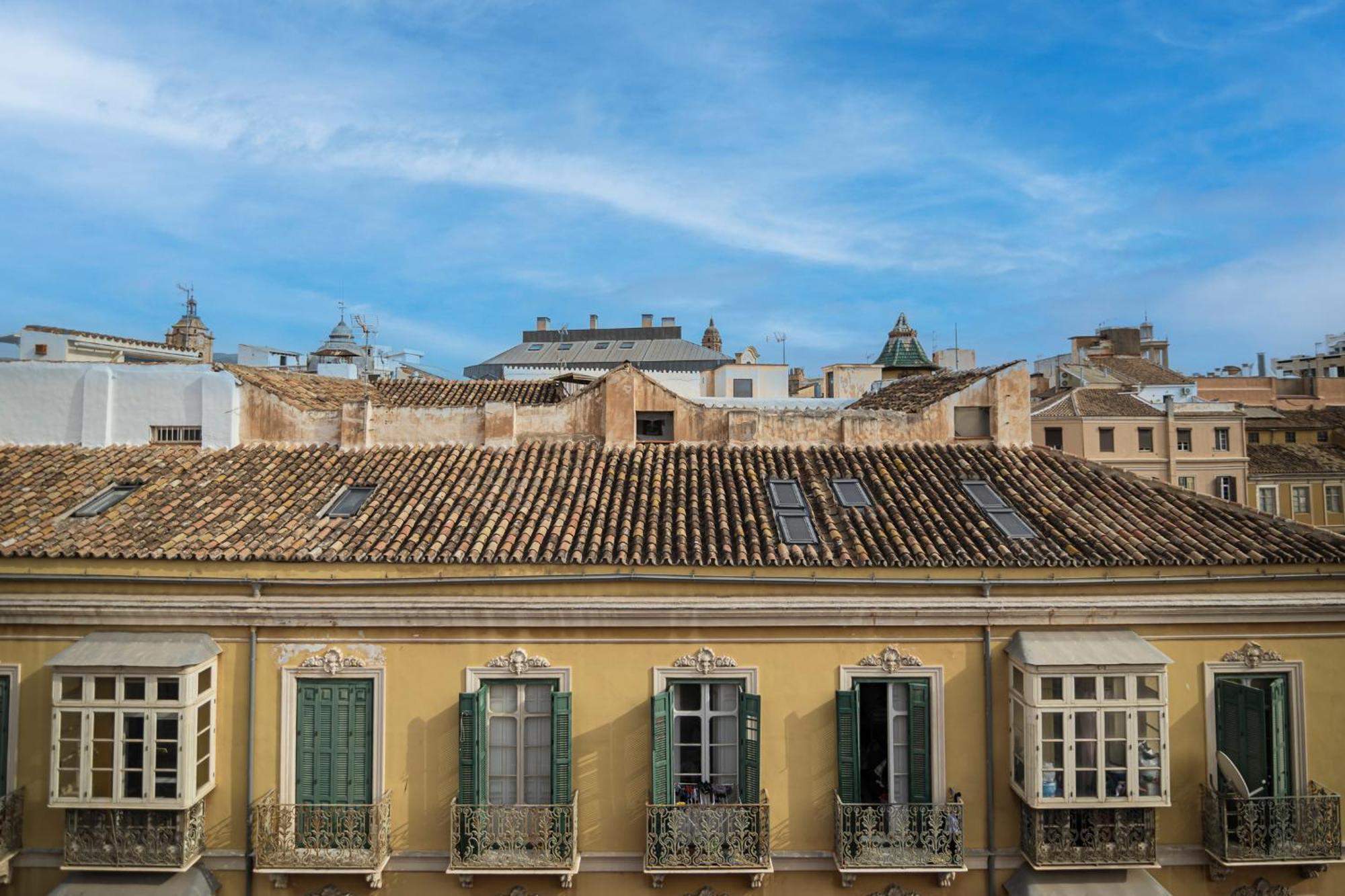 Atarazanas Suite, Atico Con Terraza Malaga Exterior photo